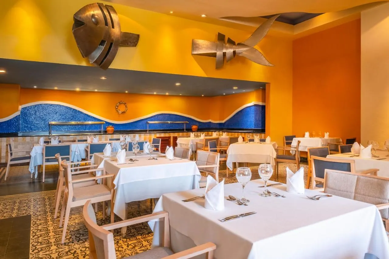 Курортный комплекс Iberostar Selection Rose Hall Suites (Adults Only) Бухта Монтего